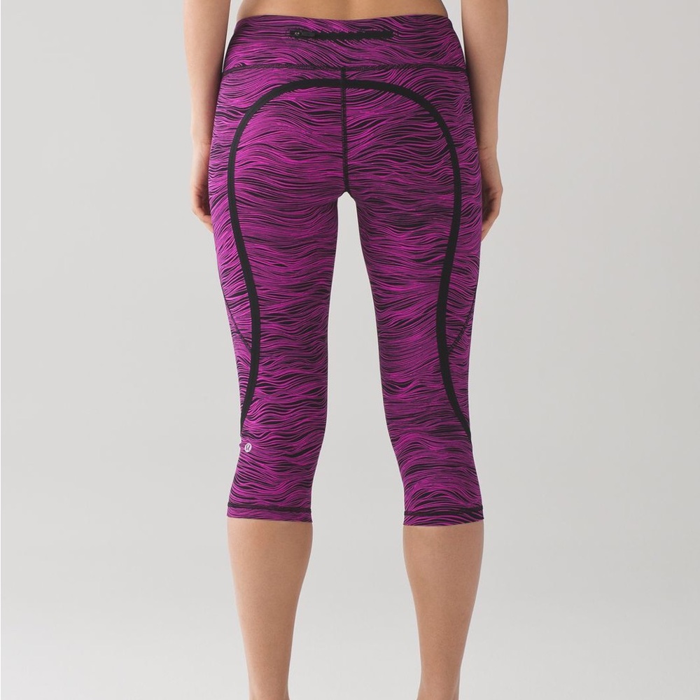 Lululemon On Track Crop (19")